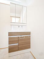 シンプルモダンスタイルの洗面所 タナカホームズの事例画像