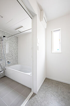 タナカホームズの施工事例「廿日市市 宮内モデルハウス」の画像4