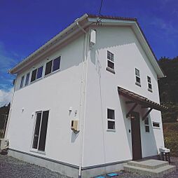 Natural Homeの施工事例「大人かわいいシックなおうち」の画像