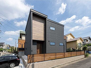 イオンハウジング則武新町店/サンクスホーム名古屋の施工事例「性能・デザインにもこだわった家事ラク動線の住まい」の画像1