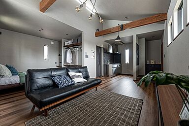 株式会社サンクスホーム 津支店の施工事例「【究極の平屋】LIMINI -FIN- <リミニ -ファイン- >」の画像2