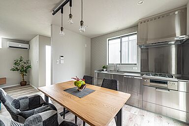 株式会社サンクスホームの施工事例「【狭小住宅】TruNa-L<トゥルーナ-L>」の画像1