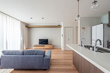 株式会社サンクスホームの施工事例「余白のある暮らし、ミニマリストでいるための家」の画像4
