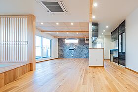 亥太郎建設株式会社の施工事例「タイルが織りなす上質な空間。内外にこだわりを詰め込んだ邸宅」のメイン画像