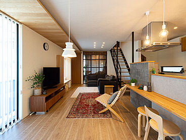 【高級注文住宅専門】zuttoの施工事例「猫と暮らす ひなたぼっこスペースのある家」の画像