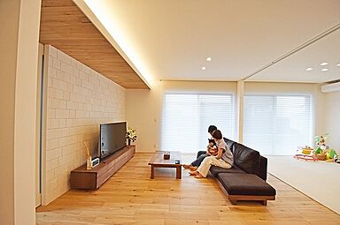 株式会社シーキューブの施工事例「素材の魅力が光るシンプルモダンのお家」の画像5