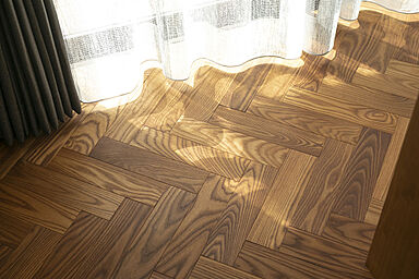 山根木材 【長期優良住宅・耐震等級3・ZEH】を標準採用の施工事例「見た目も手触りも心地よい木の素材感に癒やされる家」の画像6