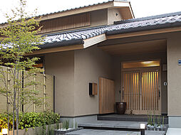 山根木材 【長期優良住宅・耐震等級3・ZEH】を標準採用の施工事例「庭園のある家」の画像