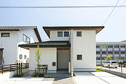 山根木材 【長期優良住宅・耐震等級3・ZEH】を標準採用の施工事例「永く愛せる家(ライフスタイルに合ったプラスα)」の画像