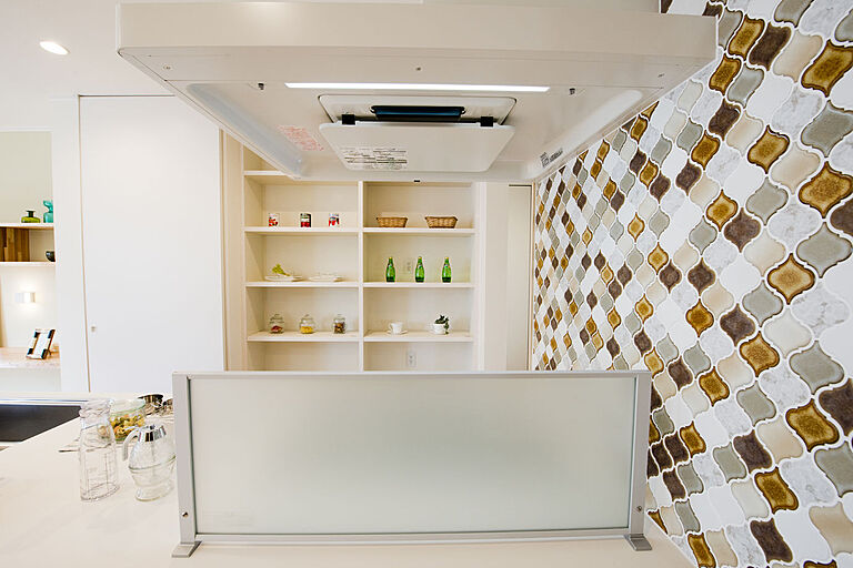 山根木材 【長期優良住宅・耐震等級3・ZEH】を標準採用の公式画像_キッチン2