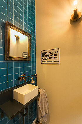 山根木材 【長期優良住宅・耐震等級3・ZEH】を標準採用の施工事例「ヴィンテージがテーマのかっこいい家!」の画像4