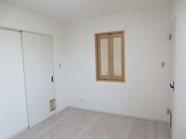 山根木材 【長期優良住宅・耐震等級3・ZEH】を標準採用の公式画像_洋室7