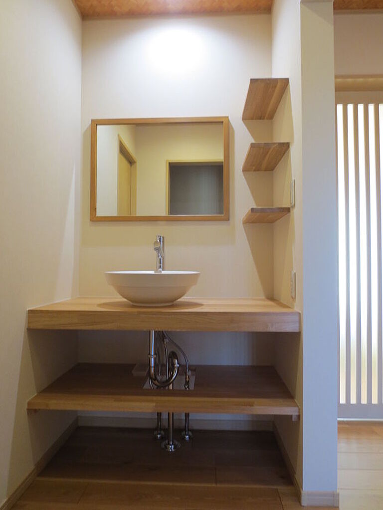 山根木材 【長期優良住宅・耐震等級3・ZEH】を標準採用の公式画像_洗面4