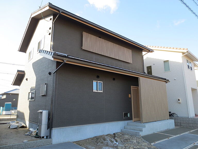 山根木材 【長期優良住宅・耐震等級3・ZEH】を標準採用の公式画像_外観5