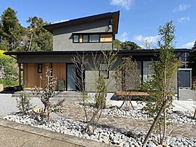 株式会社伸工舎の施工事例「【2階建て/3LDK】和モダン細部までこだわった解放感溢れる家」のメイン画像