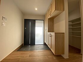 株式会社伸工舎の施工事例「【2階建て/3LDK】和モダン細部までこだわった解放感溢れる家」の画像8