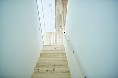 SOUSEI株式会社 *オンライン接客対応店の施工事例「【触れて・香って・見て・聞いて・味わって】五感を満足させる無垢の家」の画像5