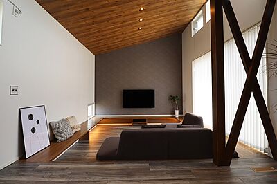 シンプルモダンスタイルのリビング トモノ建築設計事務所 【佐久平スタジオ】の事例画像