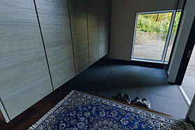 トモノ建築設計事務所 【佐久平スタジオ】の施工事例「三者三様の暮らし ー店舗兼用・在宅ワーク住宅ー」の画像2