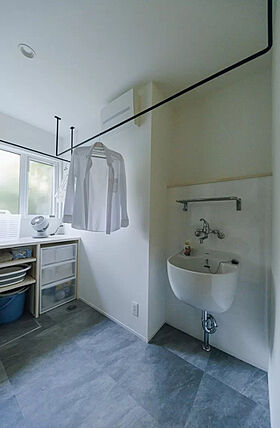 トモノ建築設計事務所 【佐久平スタジオ】の施工事例「三者三様の暮らし ー店舗兼用・在宅ワーク住宅ー」の画像7