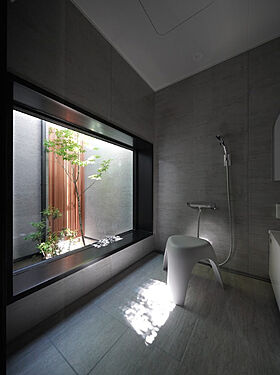 トモノ建築設計事務所 【佐久平スタジオ】の施工事例「「壁の中の庭」-光と静寂の空間-」の画像8