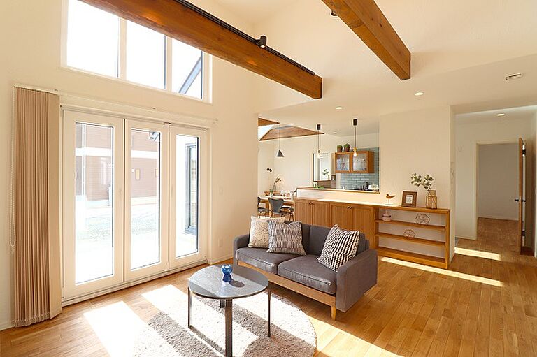 株式会社大共ホームの公式画像_リビング3