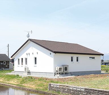 株式会社大共ホームの施工事例「~自分時間を愉しむ平屋~」の画像