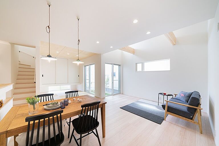 SUBLIME HOME株式会社の公式画像_リビング6