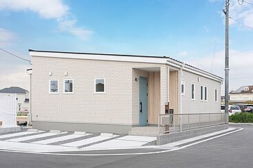 SUBLIME HOME株式会社の施工事例「【施工事例】平屋カフェスタイルの家【建築家×コーディネーターの家】」の画像