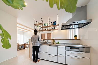 SUBLIME HOME株式会社の施工事例「【施工事例】平屋カフェスタイルの家【建築家×コーディネーターの家】」の画像2