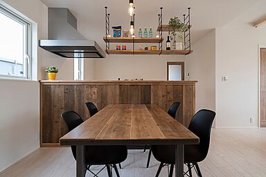 SUBLIME HOME株式会社の施工事例「【施工事例】平屋カフェスタイルの家【建築家×コーディネーターの家】」の画像4