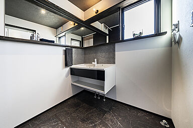 SUBLIME HOME株式会社の施工事例「【見学可能】【邸宅シリーズ】Urban&Luxury 【守山市焔魔堂】」の画像6