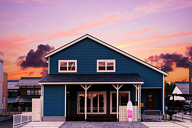 SUBLIME HOME株式会社の施工事例「【施工事例】【カリフォルニア】開かれた、海風を感じる住まい【近江八幡市長田】」の画像