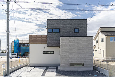 SUBLIME HOME株式会社の施工事例「【見学可能】【邸宅シリーズ】Urban&Luxury 【草津市西渋川】」の画像