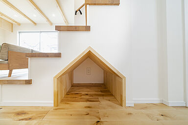 SUBLIME HOME株式会社の施工事例「【施工事例】小上がり和室まで一体になった大空間LDK。収納充実の住まい【草津市】」の画像5