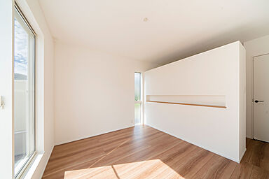 SUBLIME HOME株式会社の施工事例「【施工事例】白が映えるキュービックな住まい。外の視線を気にせず暮らす【草津市】」の画像5