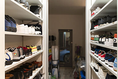 SUBLIME HOME株式会社の施工事例「【施工事例】愛車を眺めるビルトインガレージの家」の画像4