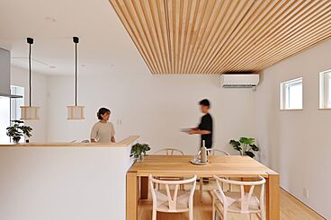 SUBLIME HOME株式会社の施工事例「自然素材の温もり溢れる、SDGsモデルハウス」の画像