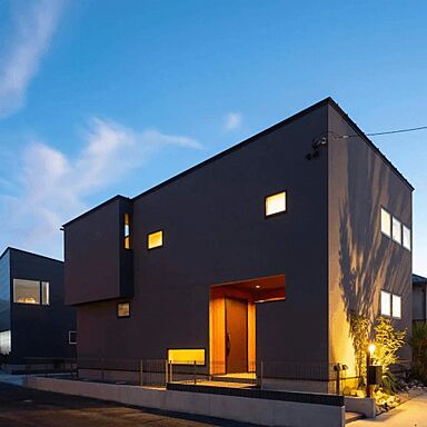 R+house小田原西/中川工務店の施工事例「光邦さんプロデュースの家「覇魂光邦ハウス」」の画像