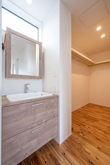 R+house小田原西/中川工務店の施工事例「光を取り込み風のめぐる家」の画像9