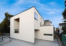 R+house小田原西/中川工務店の施工事例「内と外がつながる プライベートテラスのある暮らし」の画像1