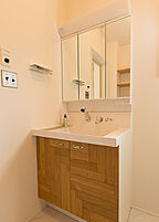 カフェスタイルの洗面所 株式会社J-BASEの事例画像