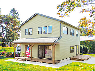 株式会社J-BASEの施工事例「J-BASE アメカジスタイルの家」の画像