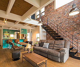 株式会社J-BASEの施工事例「J-BASE アメカジスタイルの家」の画像1