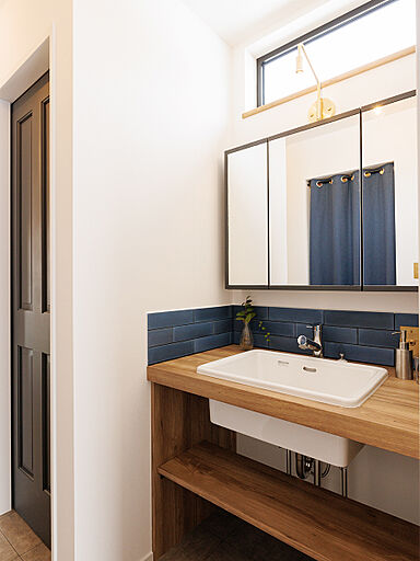 株式会社J-BASEの施工事例「J-BASE 2台ガレージの家」の画像5