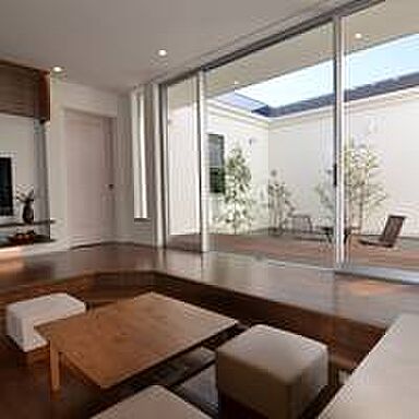 株式会社三建(Sus∞Eco Home-サスエコホーム-)の施工事例「贅を尽くした時間、喧騒をはなれ四季と暮らす」の画像3