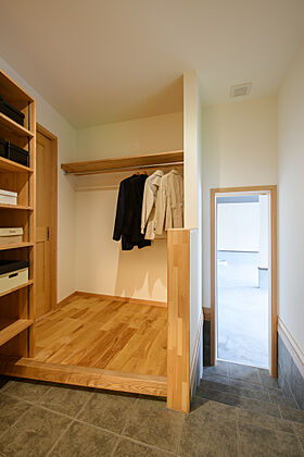 株式会社三建(Sus∞Eco Home-サスエコホーム-)の施工事例「"威風堂々”大屋根の家」の画像3