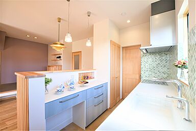 株式会社三建(Sus∞Eco Home-サスエコホーム-)の施工事例「創作アトリエと猫の家」の画像2