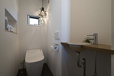 伊大建設株式会社の施工事例「空の下、ネコと暮らす家」の画像8