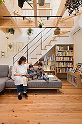 伊大建設株式会社の施工事例「こどもと一緒に暮らしを楽しむ家」の画像